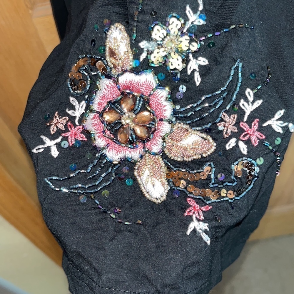 Ameri Mode black embroidered floral pattern strap… - image 9